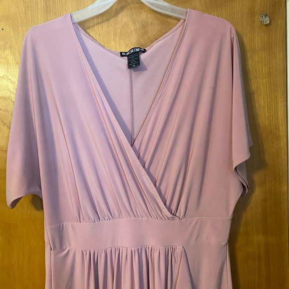 Faux wrap dress - Picture 4 of 7